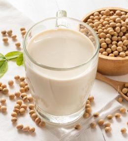 Công thức làm sữa đậu nành thơm ngon bổ dưỡng tại nhà